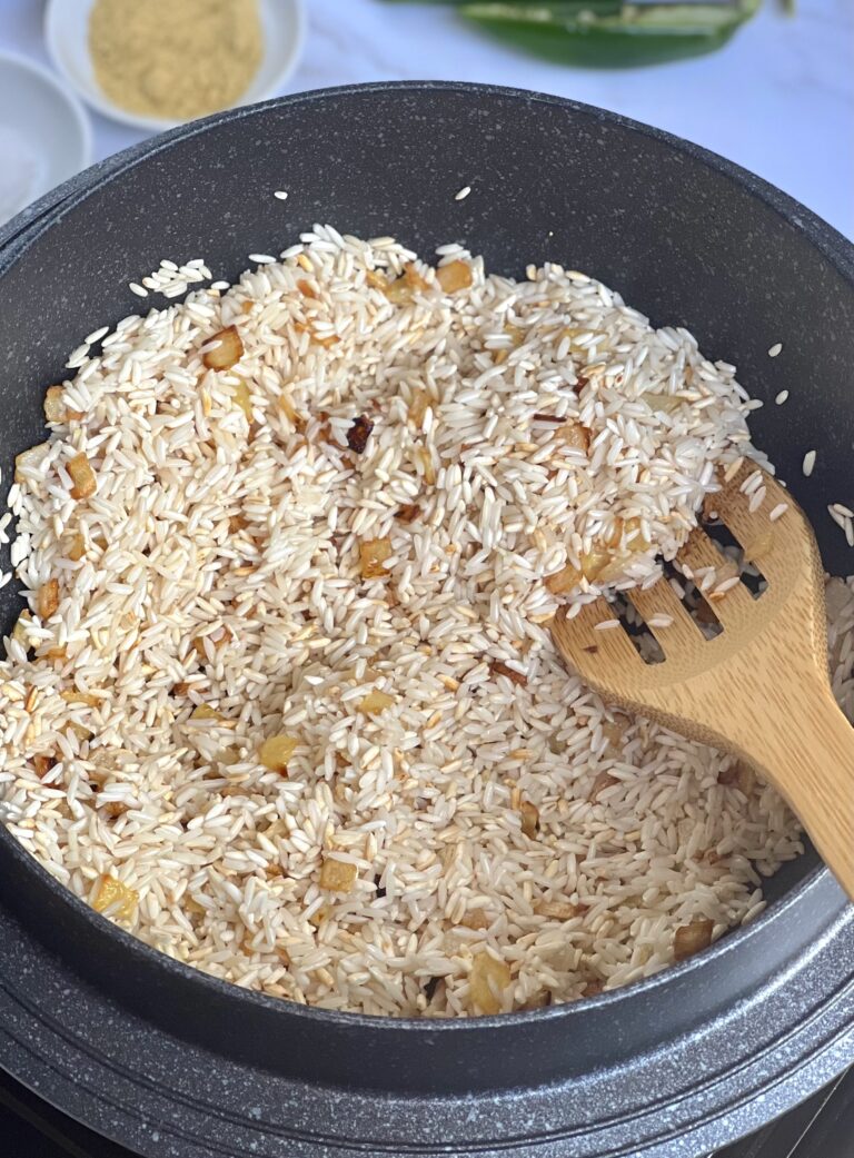 Authentic Mexican Rice (Arroz Rojo) - Stellanspice